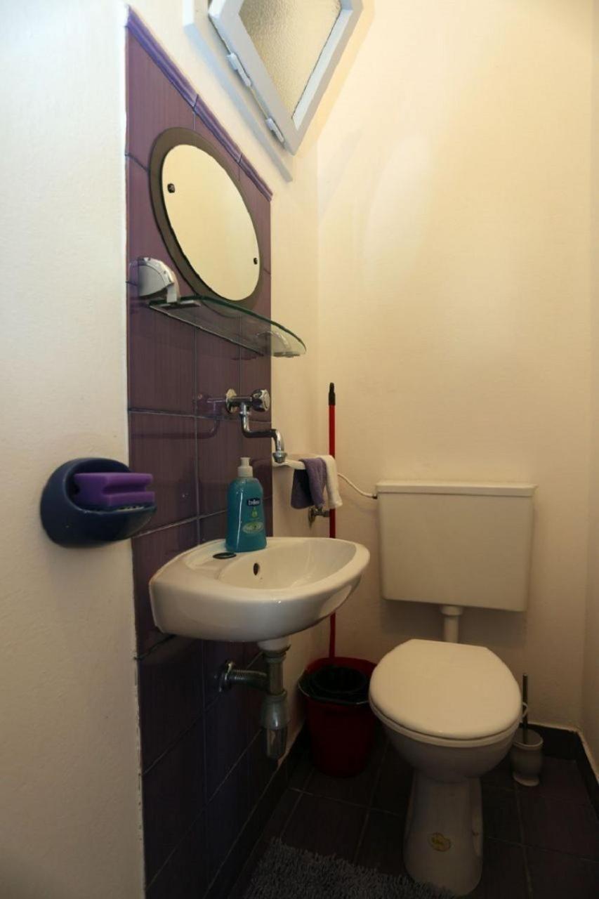 Apartment Aldica Supetar Buitenkant foto